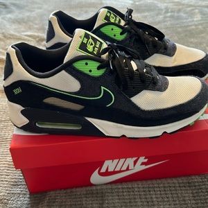 Air max 90 used size 13
